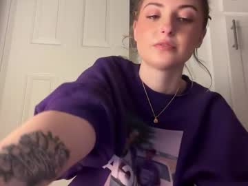 fantasyella's chat room