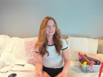 eatmygingersnapps's chat room