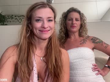 saraloverays's chat room