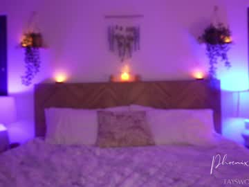 phoenix_taylor's chat room