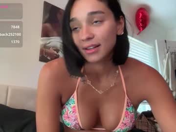 adriannarodriguez's chat room