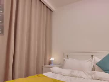 vivianwinters's chat room