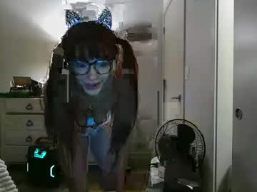 esoterickitten777's chat room