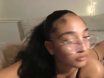 rosalinatoosexy's chat room