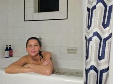 babywolfies's chat room