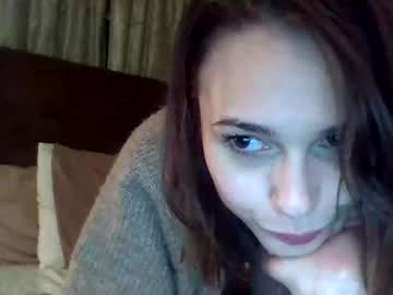 xxlily_monroexx's chat room