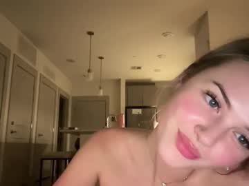 luvaimee's chat room