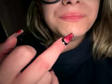 sassysquirtsmmm's chat room