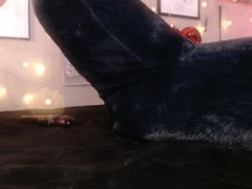 milf_lacey's chat room