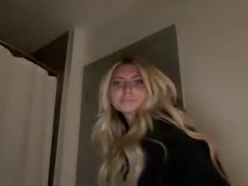 summerclarkee's chat room