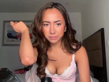 dollyrhodesss's chat room