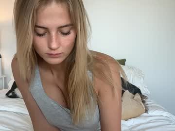 parisangel7's chat room