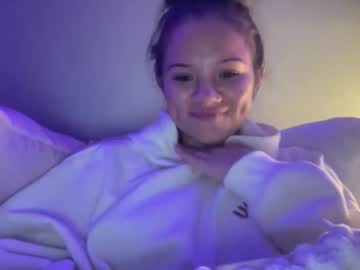 babyaves's chat room