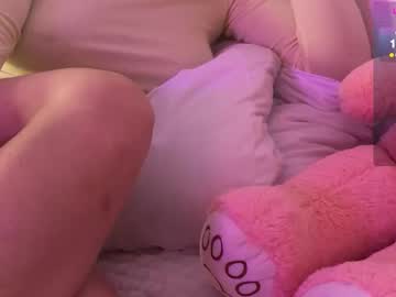 moonelly's chat room