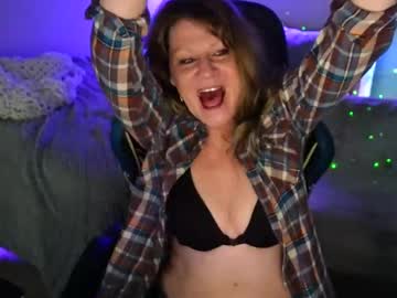 emberpheonixxx's chat room