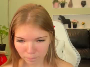 michafox's chat room