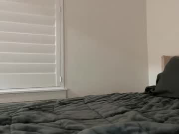 ella_hill's chat room