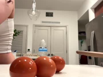 laurenivy's chat room