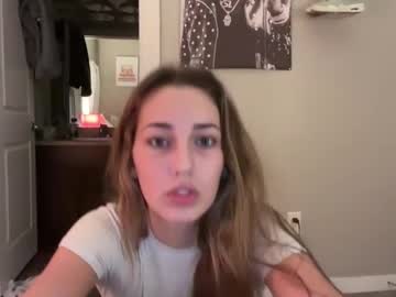 sweetgirlzara's chat room