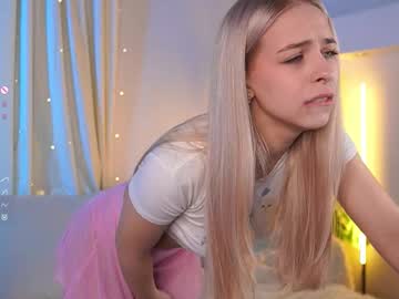 d0ll_eyes_'s chat room