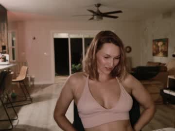 kaileeshy's chat room