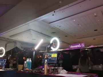 iammisstery's chat room