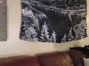 aliceriverscam's chat room