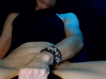 blueeyedlie's chat room