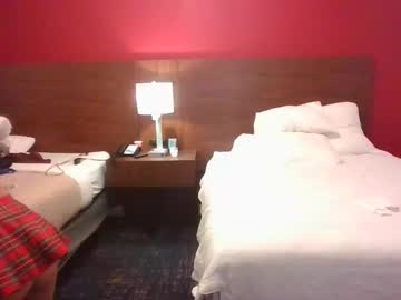 charleyandsmokie's chat room