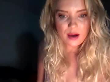 camilleclairexo's chat room