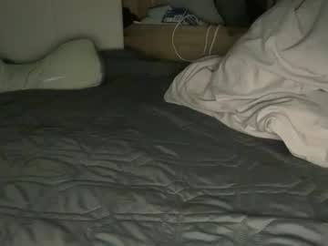 publicuniversalpussy's chat room