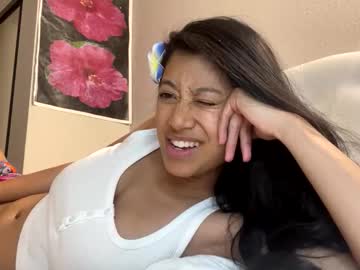 hawaiigirl_'s chat room