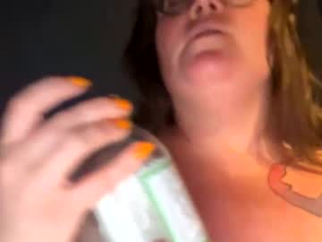 harlequincurve's chat room