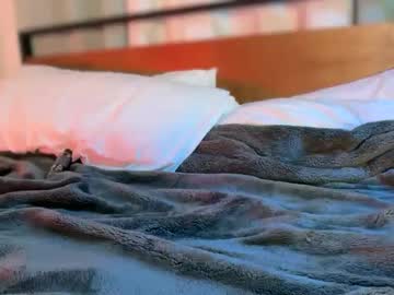 little_lies's chat room