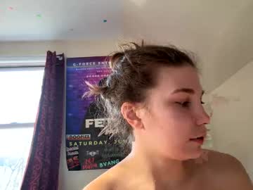 deepthroatqueen33's chat room