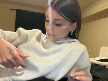 clairewalkerrr's chat room