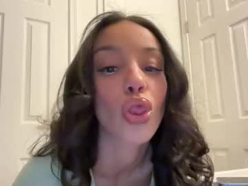 briannay0unggg's chat room