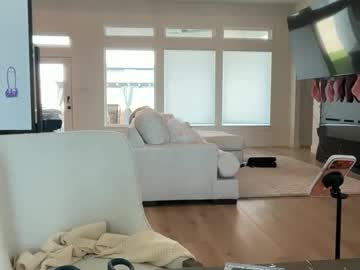 itscaylawatsun's chat room