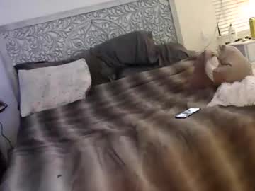 wantmymantofukme's chat room