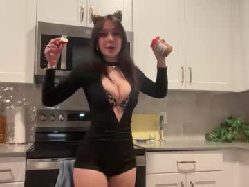 isabellelayla's chat room