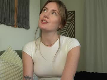 emma_ruby's chat room