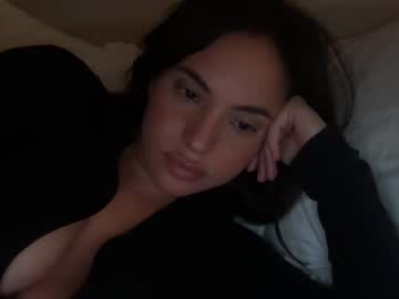 pollyyypocket's chat room