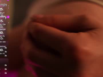 moonelly's chat room