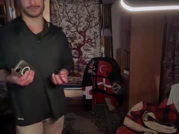 straightishd's chat room