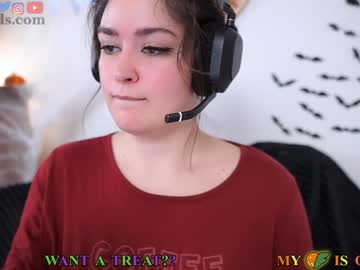 serareads's chat room