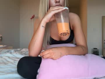 kenziesmithh's chat room