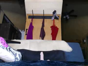 kimberlyfaysantana's chat room