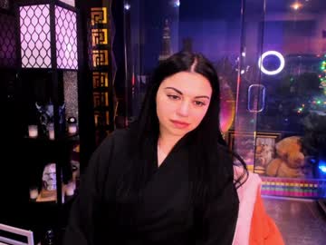 alma_pearl's chat room