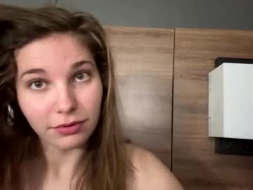 deepthroatqueen33's chat room