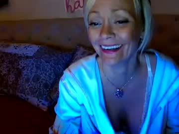 brittneychats81's chat room